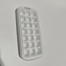 Load image into Gallery viewer, DCTIMES Ice cube trays,with Spill-Resistant Removable Lid,Ice cube trays.
